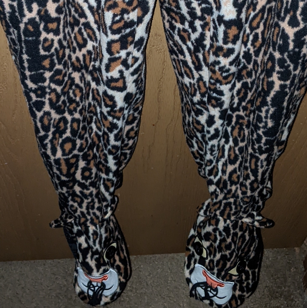 Nick & nora footed pajamas size S - Picture 11 of 14